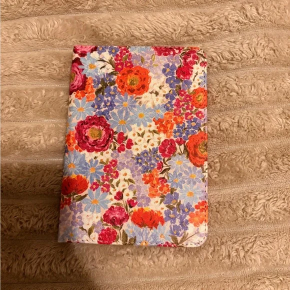 Matcha Kindle Basic (newest model) - Picture 4 of 9